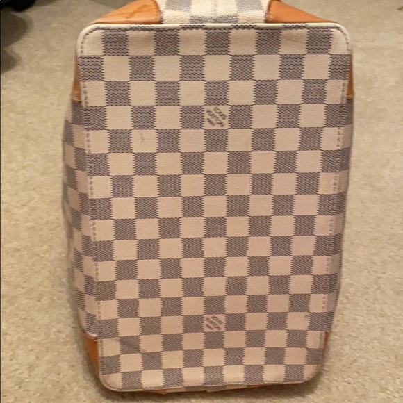 Louis Vuitton white patch handbag - Picture 5 of 5